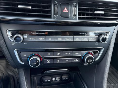 Used 2019 Kia Optima S w/ S Panoramic Sunroof Package image 32