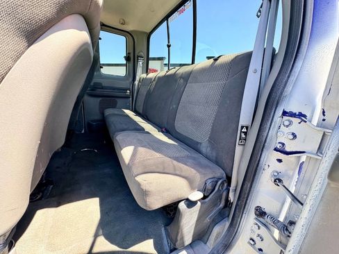 Used 2003 Ford F250 XLT AWD/4WD image 19