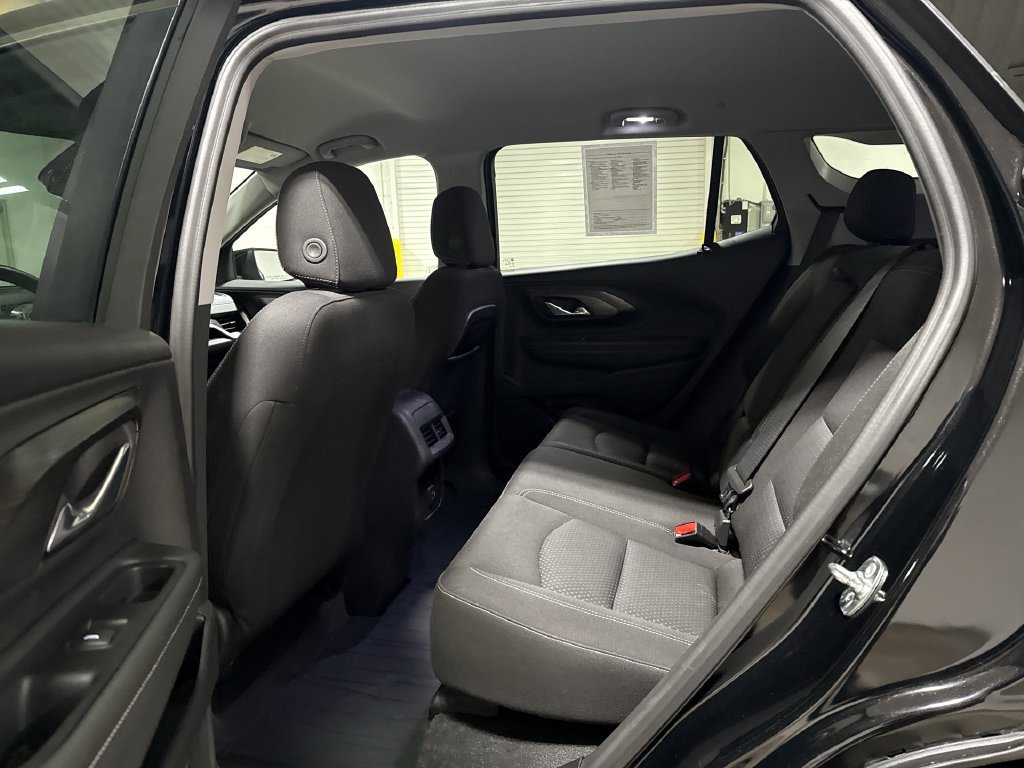 Used 2024 GMC Terrain SLE w/ Driver Convenience Package AWD/4WD image 22