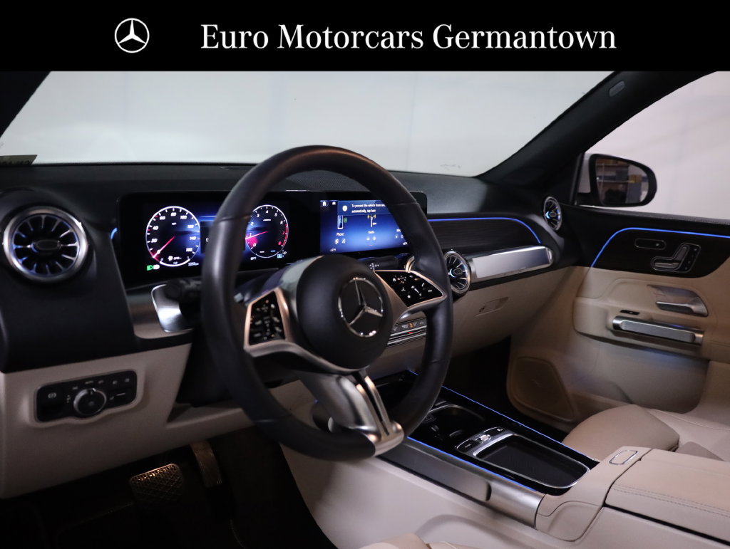 Used 2026 Mercedes-Benz GLB 250 4MATIC image 33