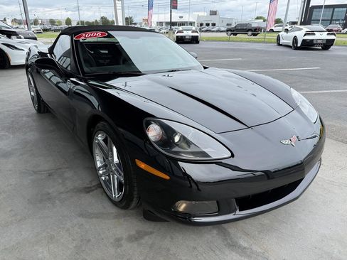 Used 2006 Chevrolet Corvette Convertible w/ 3LT w/ Preferred Equipment Group RWD image 5
