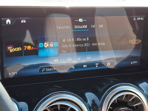 Used 2026 Mercedes-Benz GLB 250 4MATIC image 14