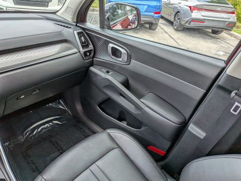 Used 2022 Kia Sorento S w/ Panoramic Sunroof Package FWD image 20
