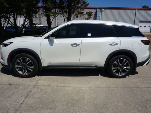 Used 2023 INFINITI QX60 Luxe FWD image 22