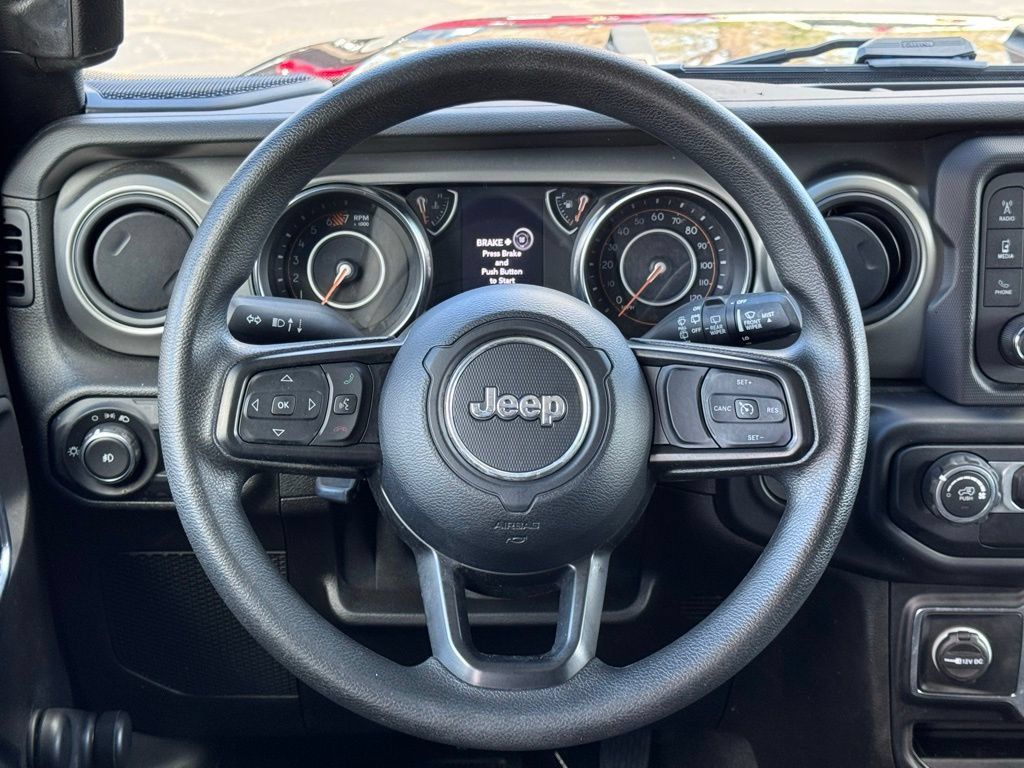 Used 2021 Jeep Wrangler Unlimited Sport AWD/4WD image 8