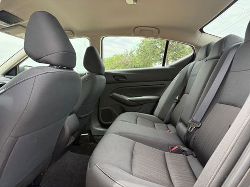 Used 2025 Nissan Altima 2.5 SV FWD image 25