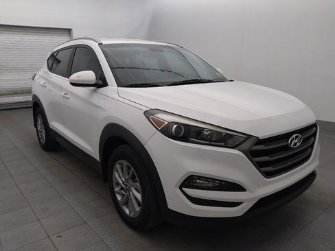 Used 2016 Hyundai Tucson SE w/ Option Group 02 FWD image 13