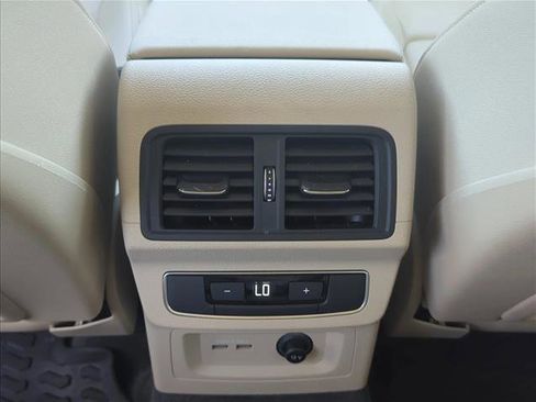 Used 2021 Audi Q5 Premium Plus image 24