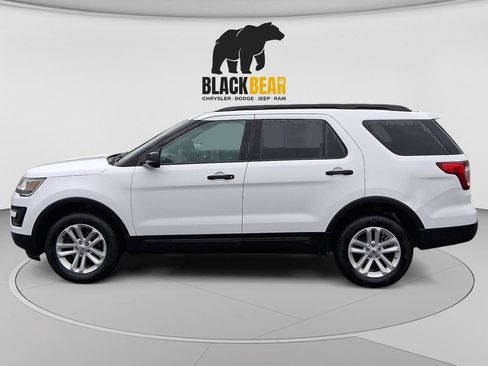 Used 2017 Ford Explorer 4WD w/ Class II Trailer Tow Package image 6