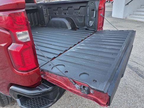 Used 2023 Chevrolet Silverado 1500 LT Trail Boss image 31