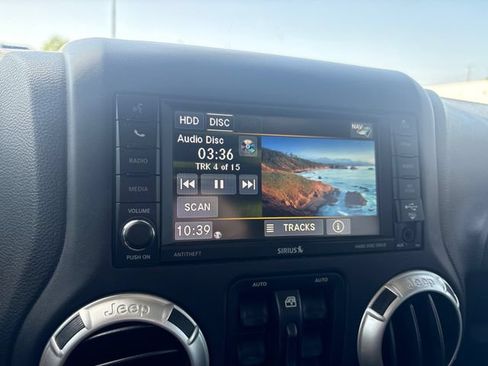 Used 2016 Jeep Wrangler Unlimited Sahara w/ Mopar Chrome Edition Group AWD/4WD image 20