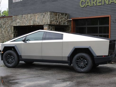 Used 2024 Tesla Cybertruck Cyberbeast image 4