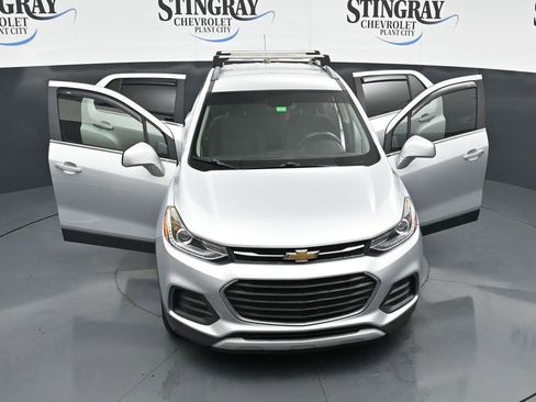 Used 2020 Chevrolet Trax LT image 25