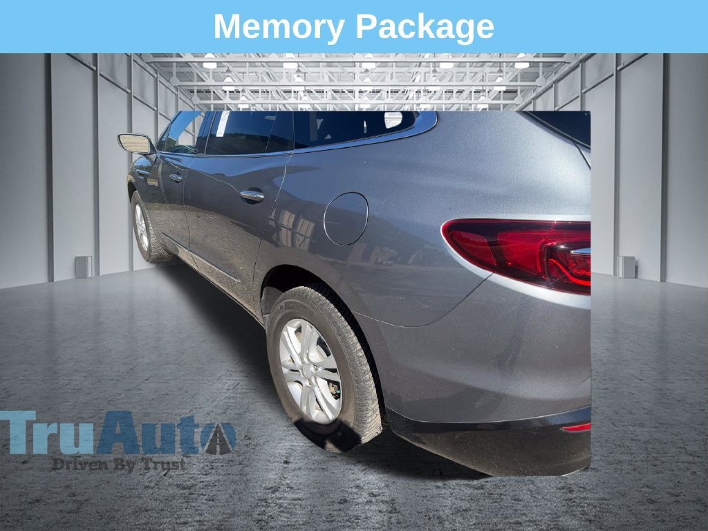 Used 2018 Buick Enclave Premium FWD image 2