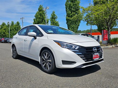 New 2025 Nissan Versa SV w/ Trunk Package image 2