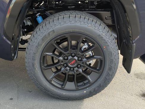 New 2026 Toyota Tundra Platinum w/ TRD Off-Road Package AWD/4WD image 20