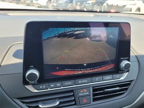 New 2025 Nissan Altima 2.5 S image 9