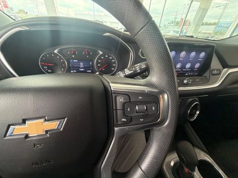 Used 2021 Chevrolet Blazer LT FWD image 25