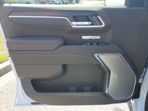New 2026 GMC Sierra 1500 Denali AWD/4WD image 15