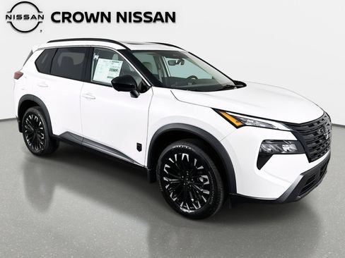 New 2026 Nissan Rogue SV FWD image 3