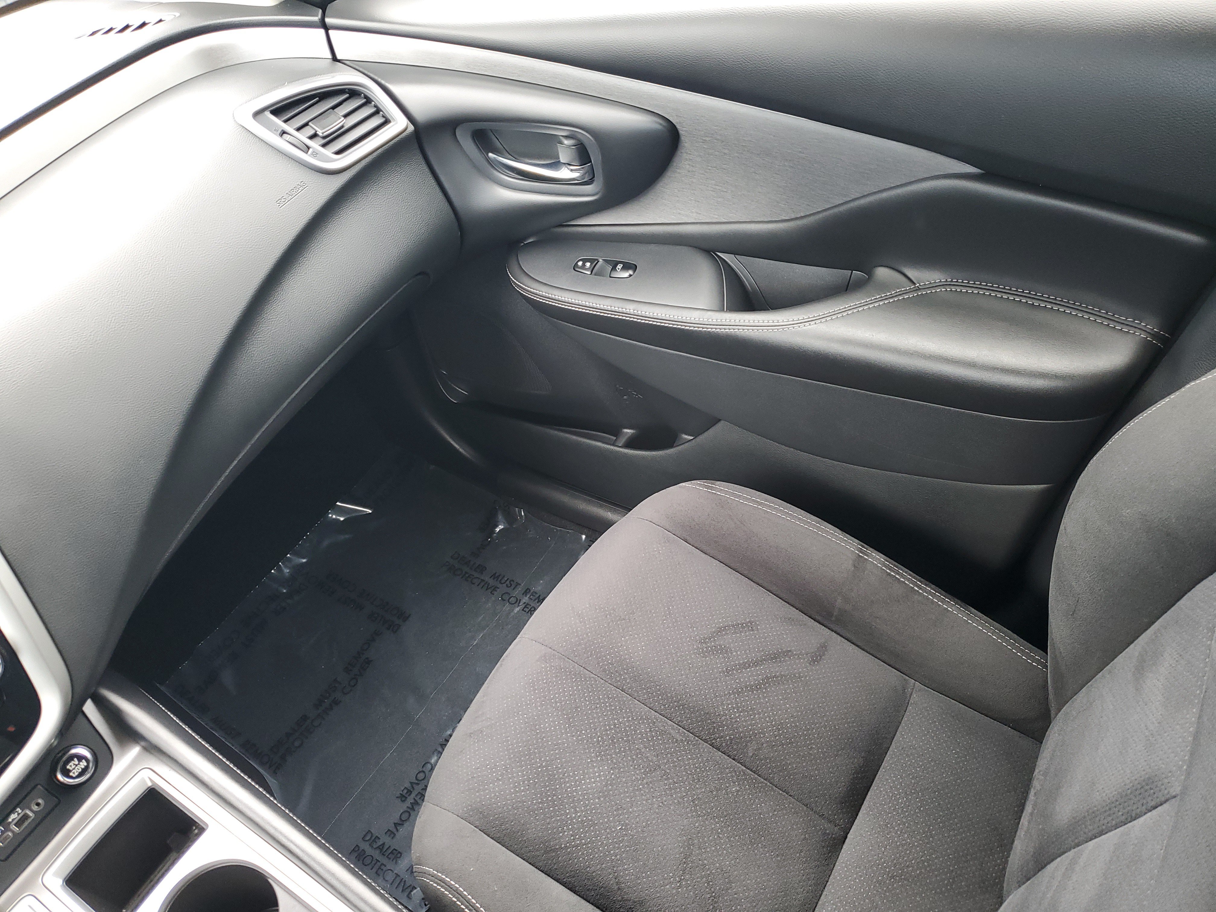 Used 2020 Nissan Murano SV FWD image 11