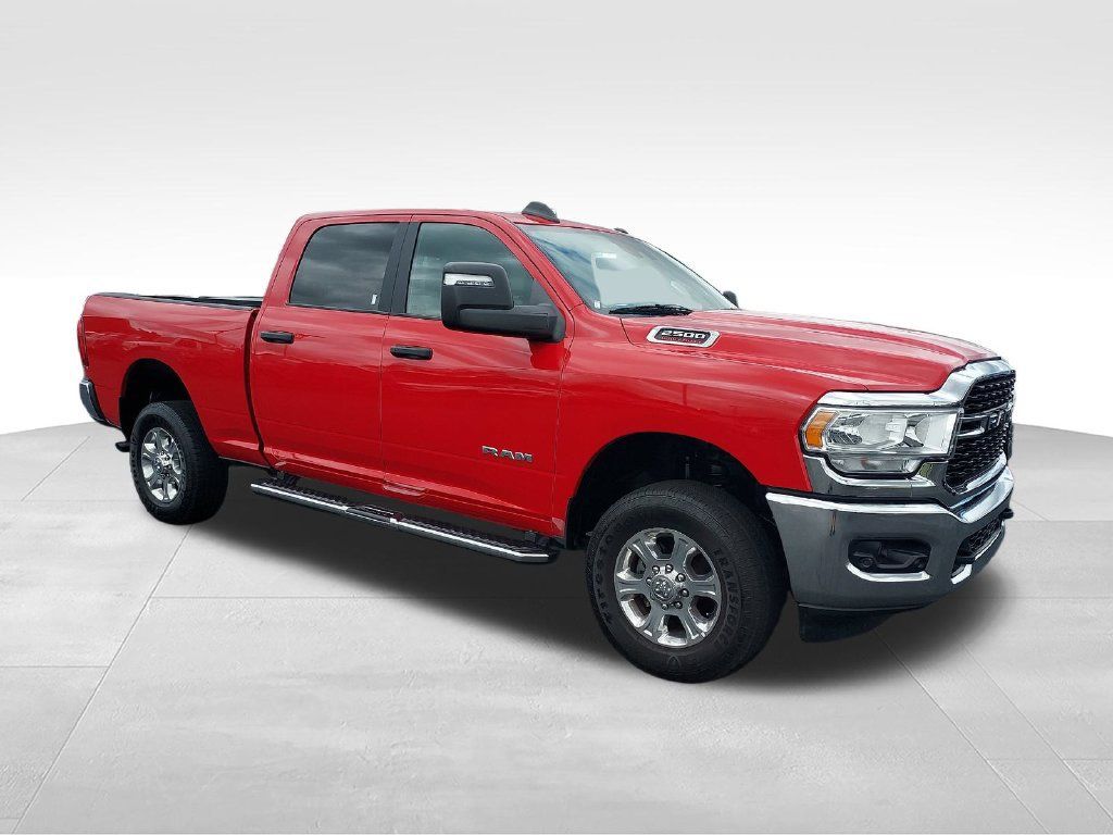 Used 2024 RAM 2500 Big Horn w/ Safety Group AWD/4WD image 7