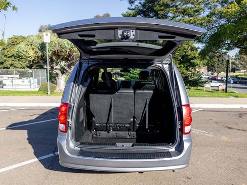 Used 2019 Dodge Grand Caravan GT image 14