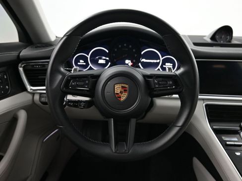 Certified 2023 Porsche Panamera 4 Platinum Edition image 13
