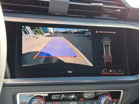 New 2025 Audi Q3 2.0T Premium image 17