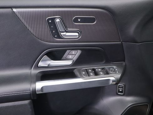 Certified 2023 Mercedes-Benz GLB 250 GLB 250 image 23