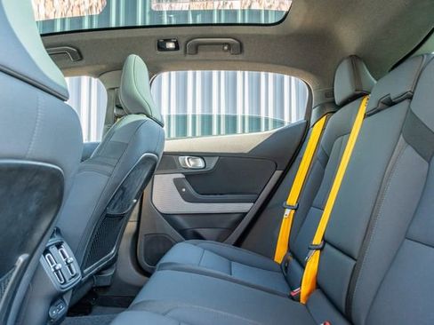 Used 2022 Polestar Polestar 2 w/ Performance Package image 33