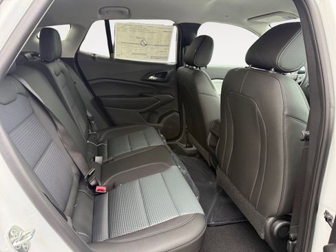 New 2026 Chevrolet Trax LT w/ Driver Confidence Package FWD image 18