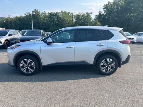 Certified 2023 Nissan Rogue SV AWD/4WD image 3
