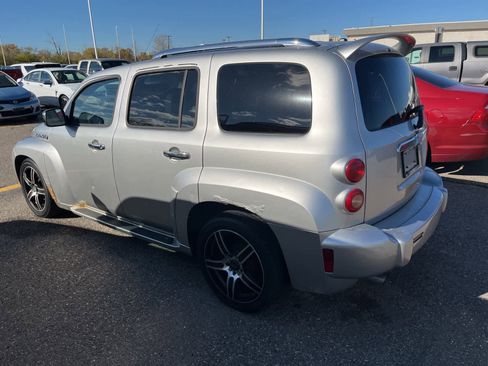 Used 2006 Chevrolet HHR LT w/ Preferred Equipment Group image 5