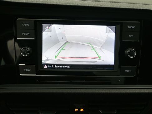 Used 2023 Volkswagen Jetta Sport image 13