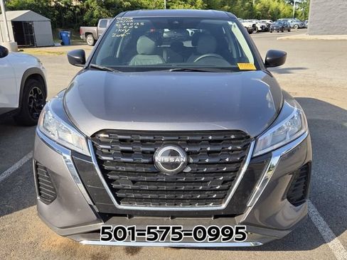 Used 2025 Nissan Kicks Play S FWD image 7