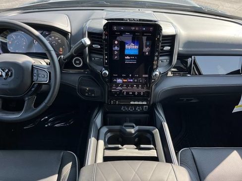 New 2027 RAM 2500 Limited AWD/4WD image 18