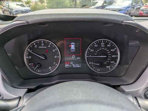 Used 2024 Subaru Crosstrek 2.0i Premium AWD/4WD image 21