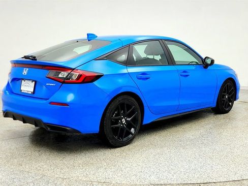 Used 2025 Honda Civic Sport image 5