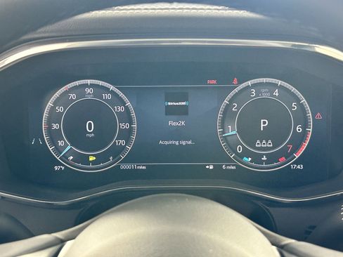 Used 2026 Jaguar F-PACE R-Dynamic S AWD/4WD image 16