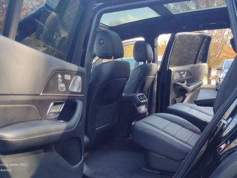 Used 2022 Mercedes-Benz GLS 450 4MATIC image 18