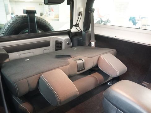 Used 2014 Jeep Wrangler Sahara w/ Connectivity Group AWD/4WD image 26