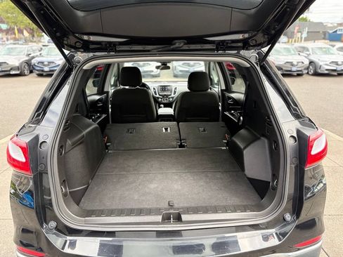 Used 2021 Chevrolet Equinox LT FWD image 30