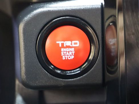 Used 2024 Toyota Tacoma TRD Sport image 49