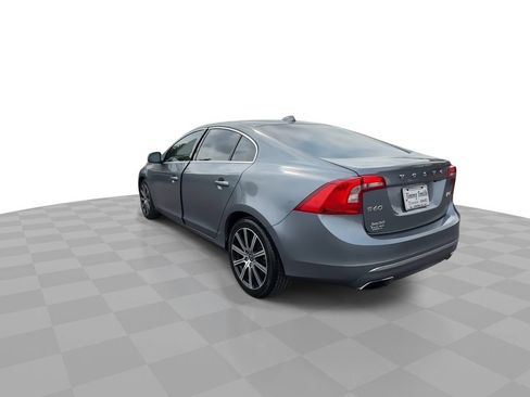 Used 2017 Volvo S60 T5 Inscription w/ Technology Package AWD/4WD image 2