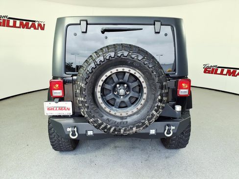 Used 2013 Jeep Wrangler Unlimited Sahara w/ Connectivity Group AWD/4WD image 10