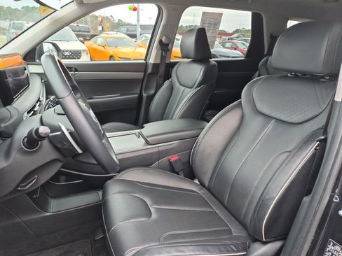 Used 2023 Hyundai Palisade SEL image 10