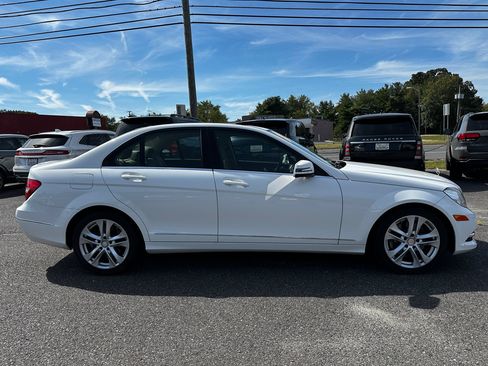 Used 2013 Mercedes-Benz C 300 4MATIC Sedan image 4