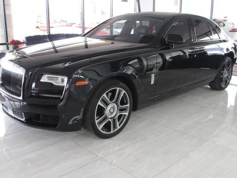 Used 2019 Rolls-Royce Ghost RWD image 1
