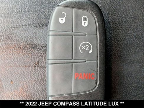 Used 2022 Jeep Compass Latitude image 28